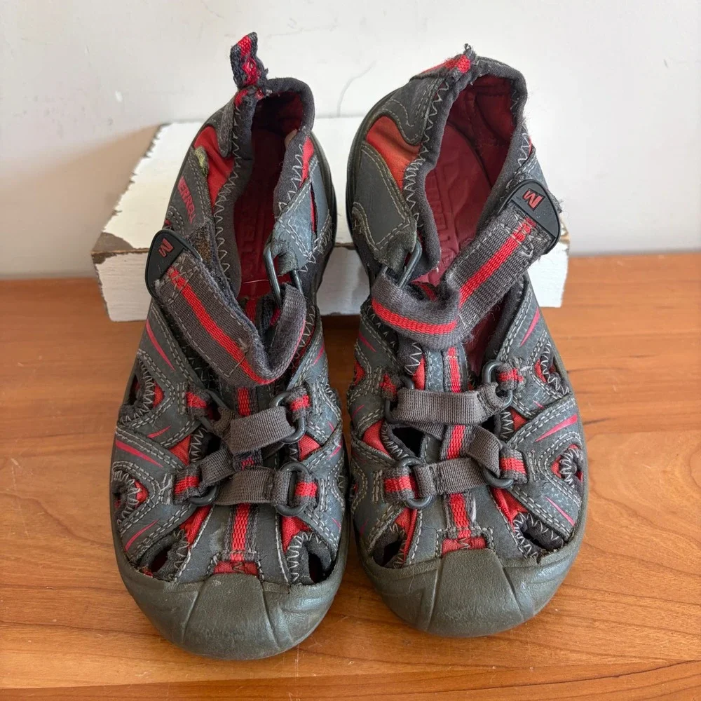 Merrell Hydro Kids Water Sandals Grey Red Leather Closed Toe MC55688 Size 12M